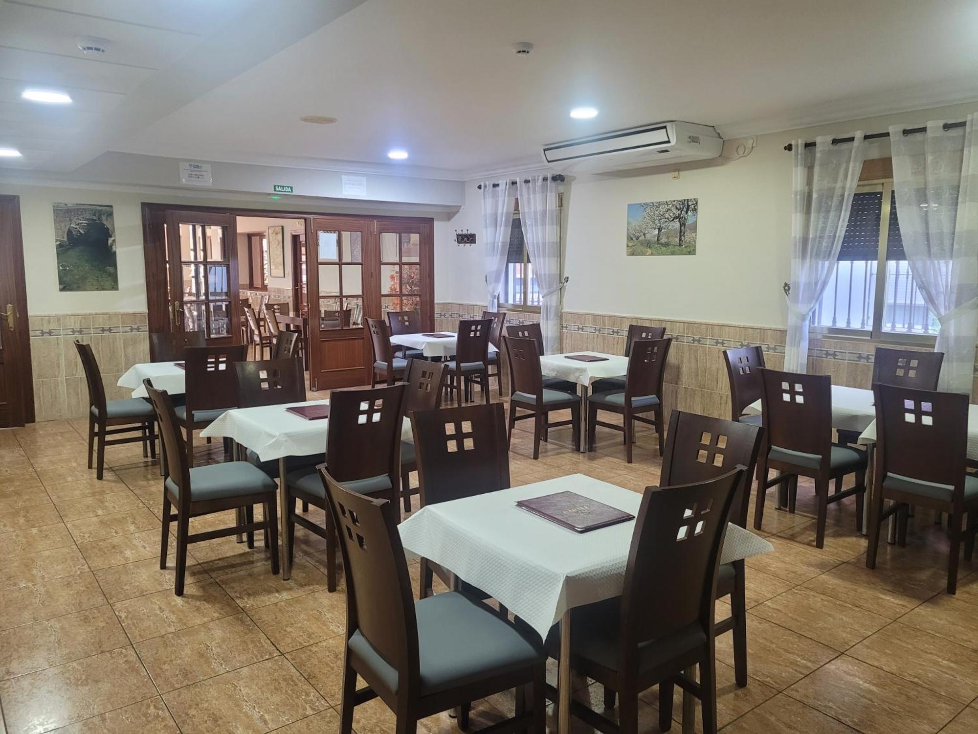 Hostal Restaurante El Paraiso ドン・ベニート エクステリア 写真