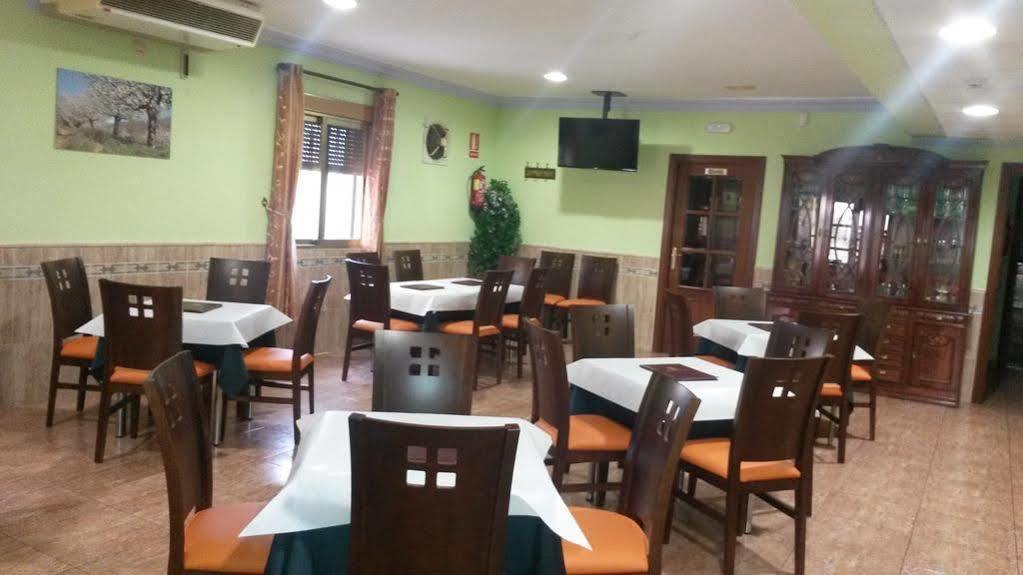 Hostal Restaurante El Paraiso ドン・ベニート エクステリア 写真